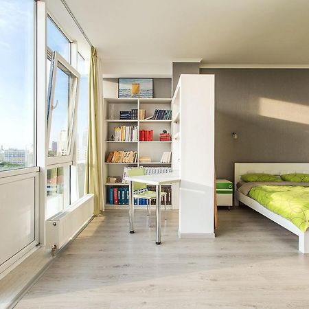 Gagarin Plaza Apartment 70 Square Metres On 12Th Floor Odessa Dış mekan fotoğraf