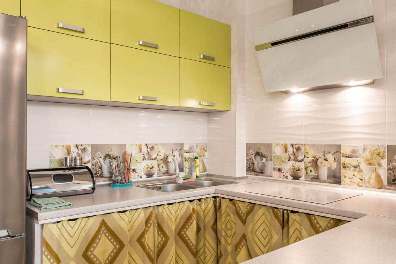 Gagarin Plaza Apartment 70 Square Metres On 12Th Floor Odessa Dış mekan fotoğraf